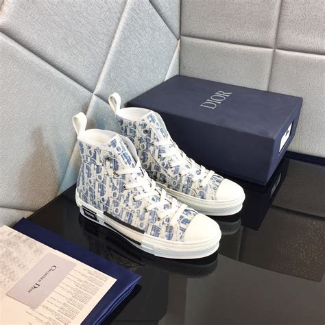 Buy and Sell Men Dior Sneakers 